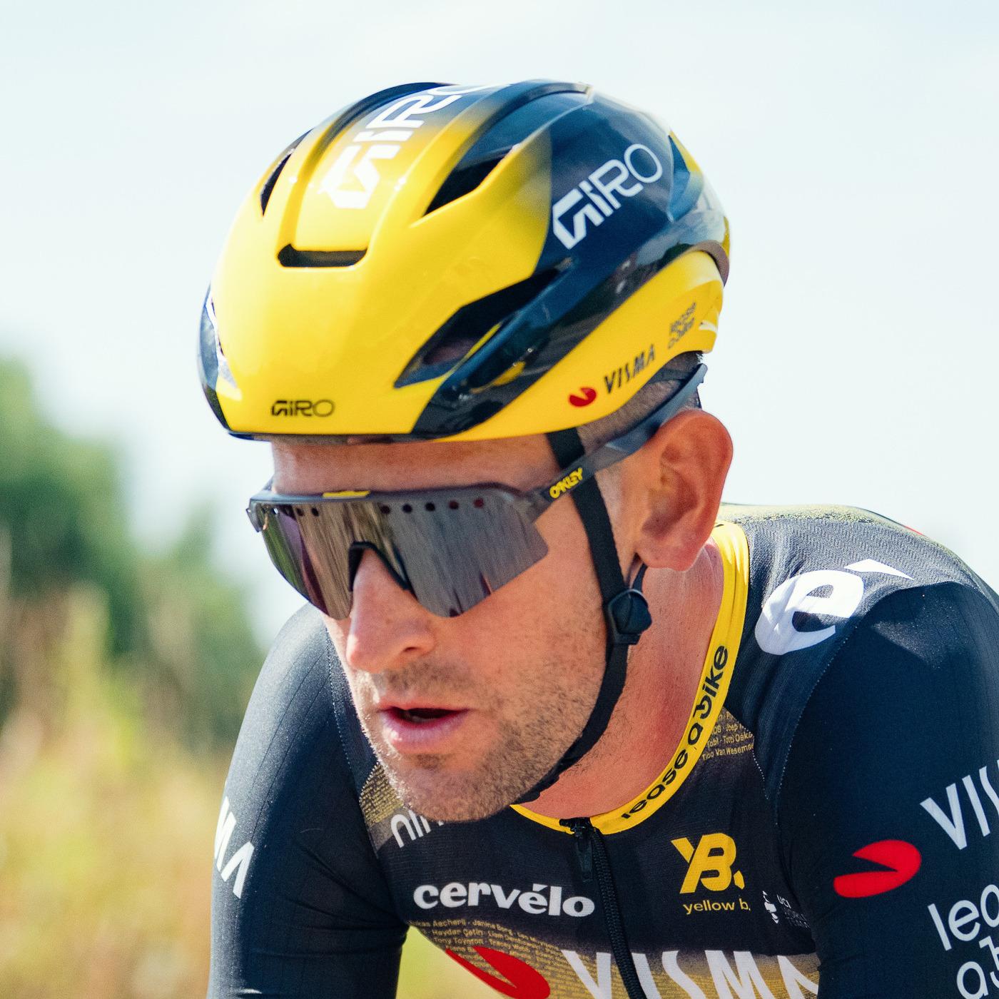 Tour de France '25 - 17: Tiesj Benoot explains how to prepare for that crucial push as a satellite rider for Jonas Vingegaard