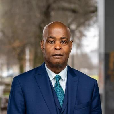 Close Up Radio Welcomes Back Entrepreneur Dexter Morrison episode artwork