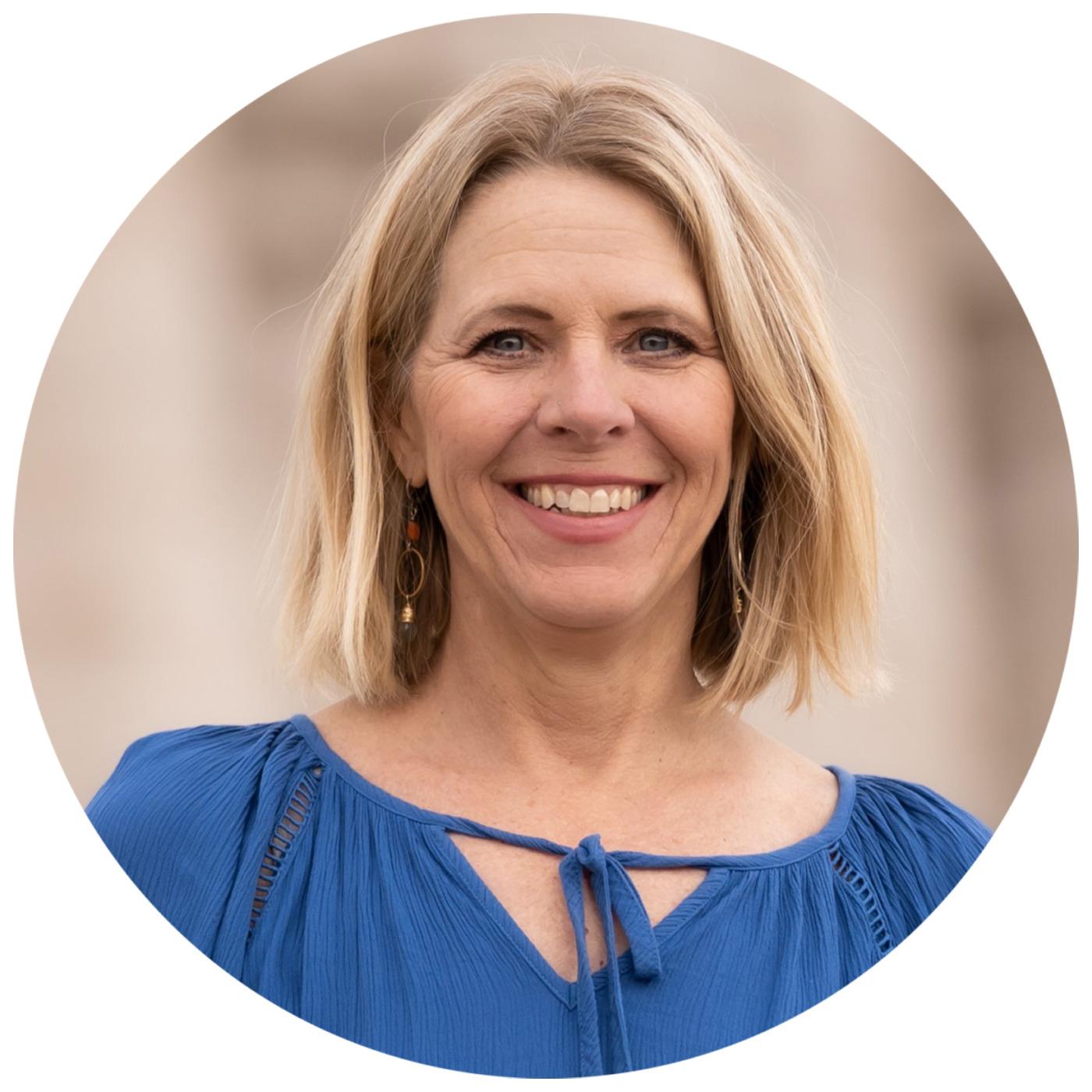 Close Up Radio Spotlights Michelle Kooi of Confluence Coaching and Consulting LLC episode artwork