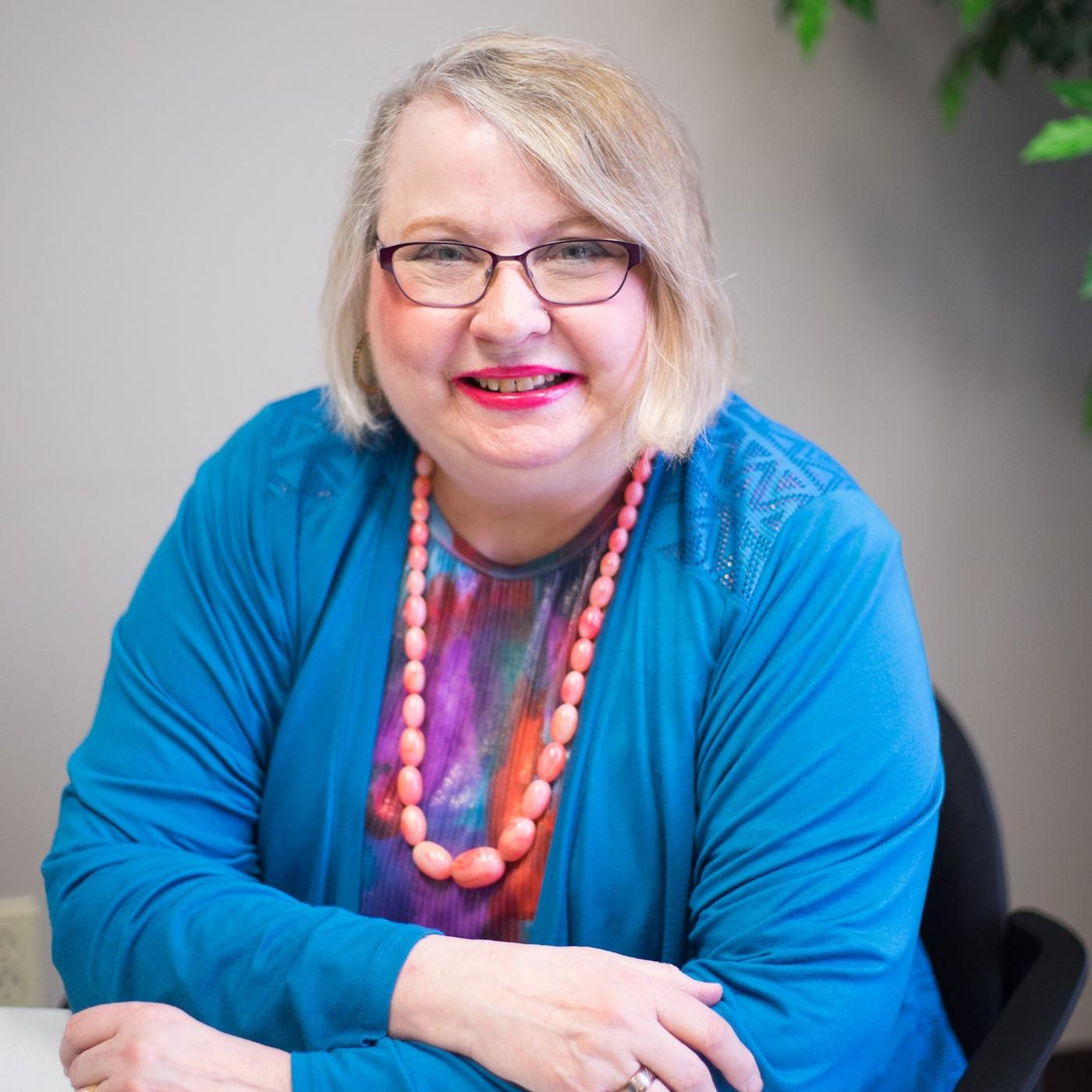 Close Up Radio Spotlights Eva Shaw of Make Life Happen – Life Coach episode artwork