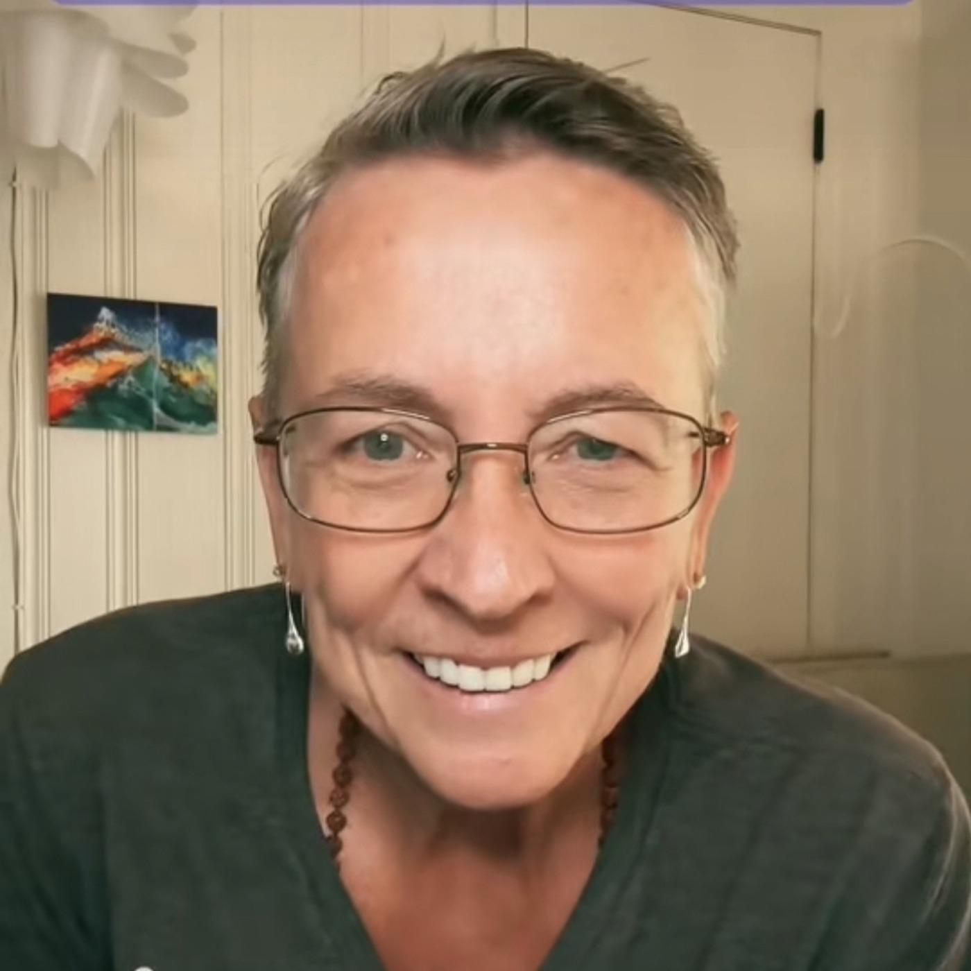Part 1: Close Up Radio Spotlights Tracy Lacue of Dream Awake Healing episode artwork