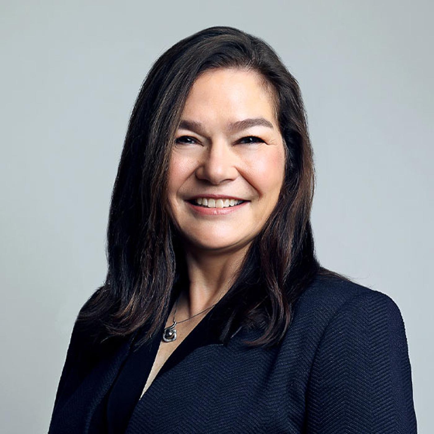 Close Up Radio Spotlights Top Immigration Attorney Julie Aponte of J. Aponte & Associates episode artwork