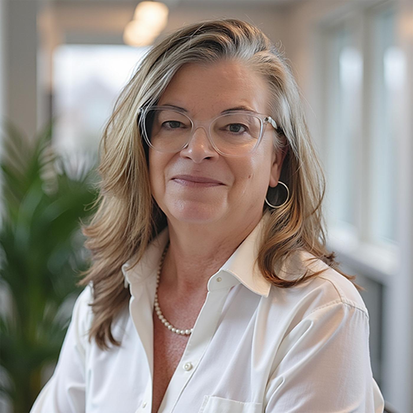 Close Up Radio Spotlights Katherine Flechaus LCSW of Aligned Core Life Coaching