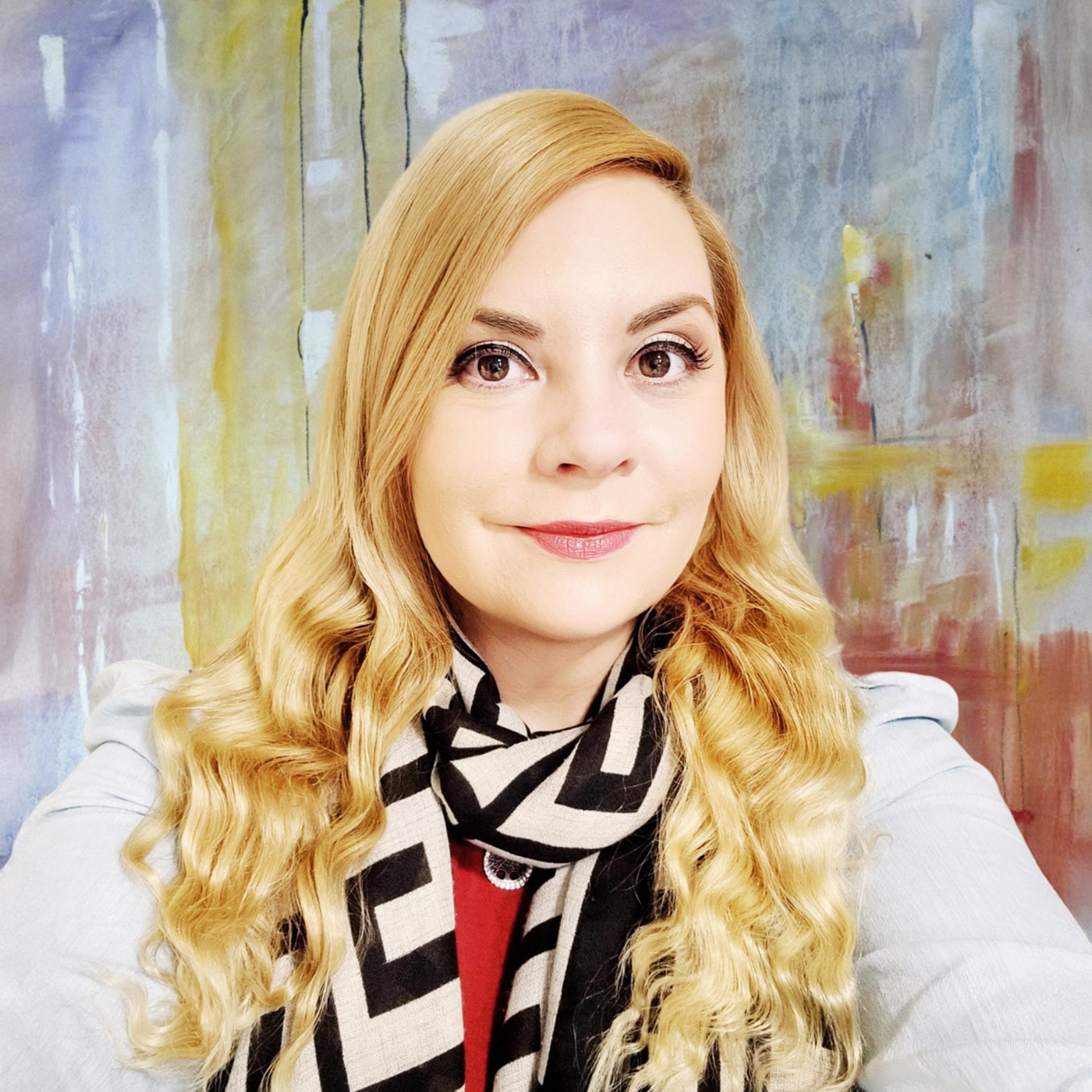 Travel For Curious Minds - The Travel Podcast from Jules Verne Stories Insight and Adventure